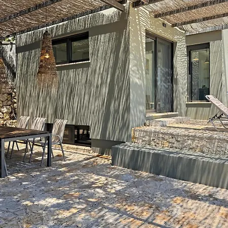 Villa Atokos Infinity Escape & Sea Views *